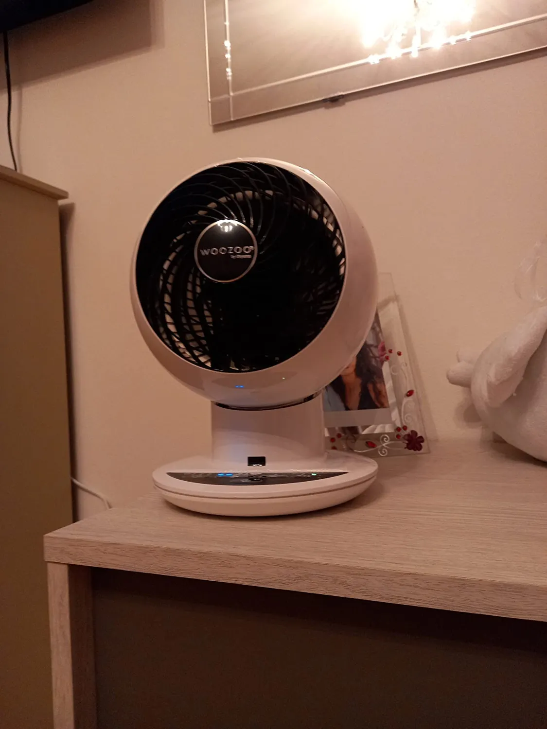 Iris Ohyama Woozoo PCF-SC15T Tischventilator Weiß 30dB Fernbed.