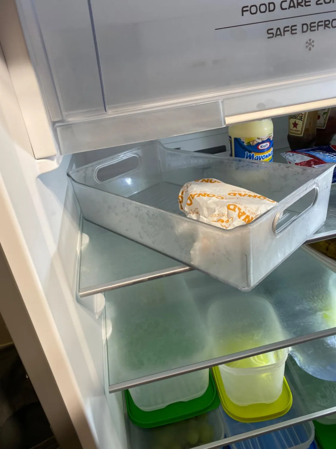 mDesign Kühlschrankbox transparent 35,6 cm mit Griff