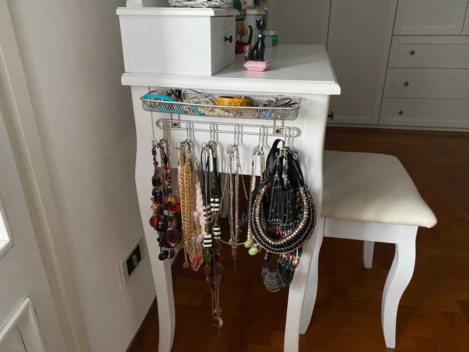 mDesign Schmuckaufbewahrung Wand 6 Haken satiniert