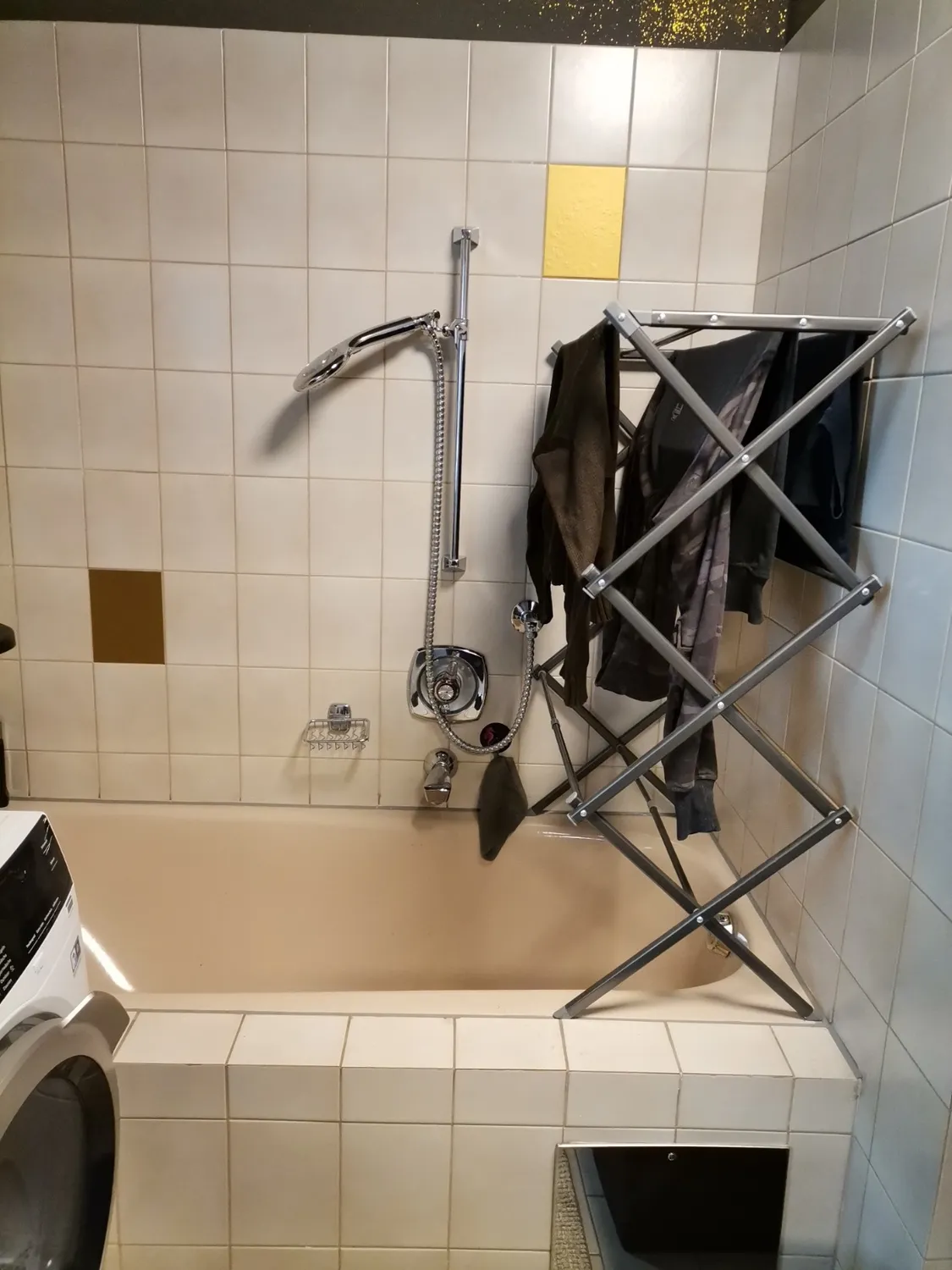 mDesign Turmwäscheständer 3 Ebenen Graphit Metall