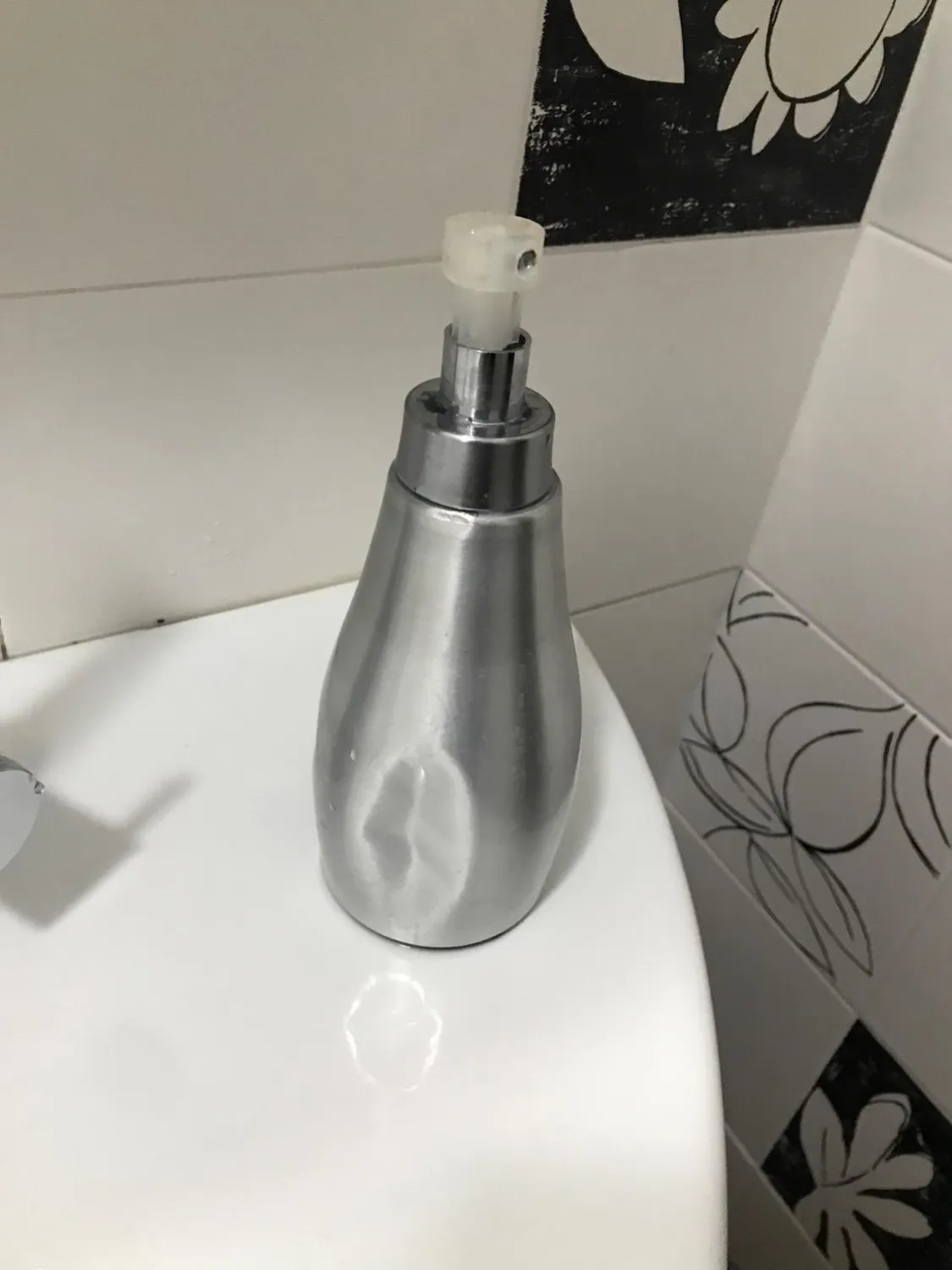 mDesign Seifenspender Aluminium 237 ml Silber Spender