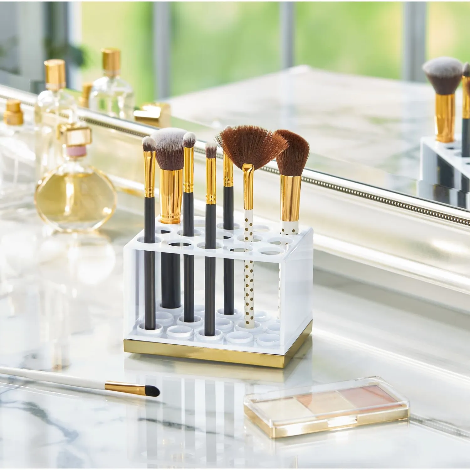 mDesign Kosmetik Organizer 15 Fächer weiß-messing für Pinsel