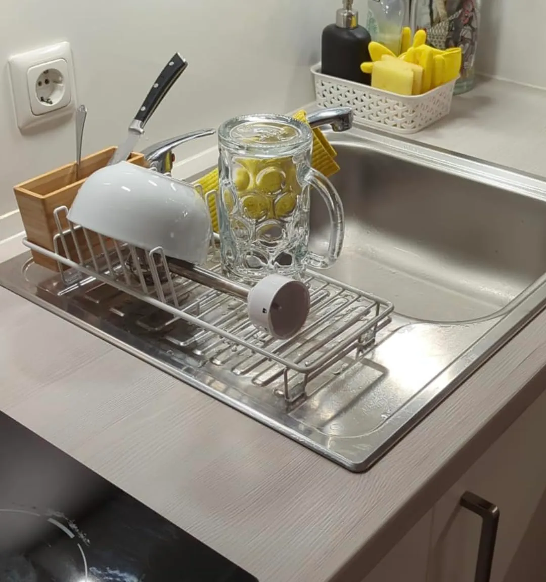 mDesign Abtropfgestell Abtropfkorb Metall weiß mit Besteckhalter
