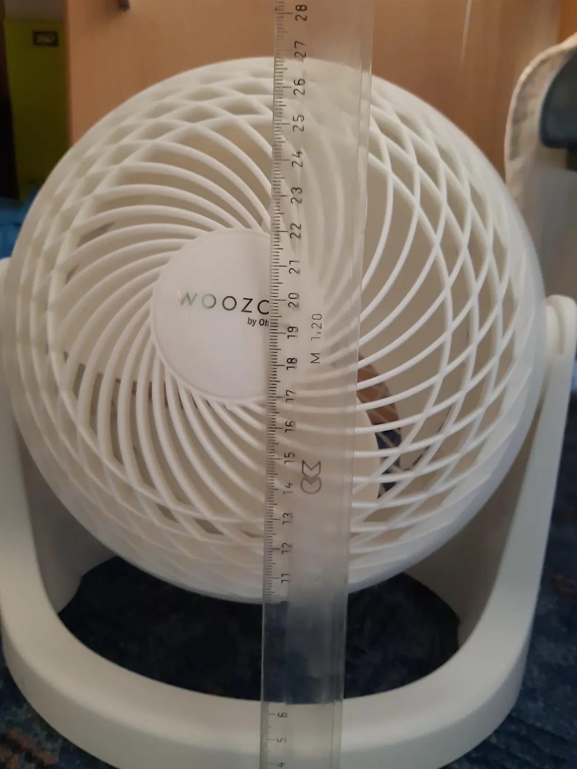 Woozoo PCF-HE18 Tischventilator weiß 23 m² kompakt