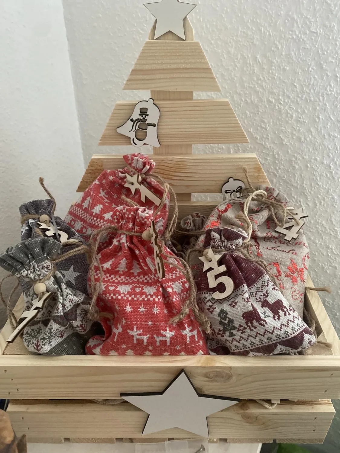 GoodFreshDecor Holzkiste Weihnachten Tannenbaum Kiste 30x20x40