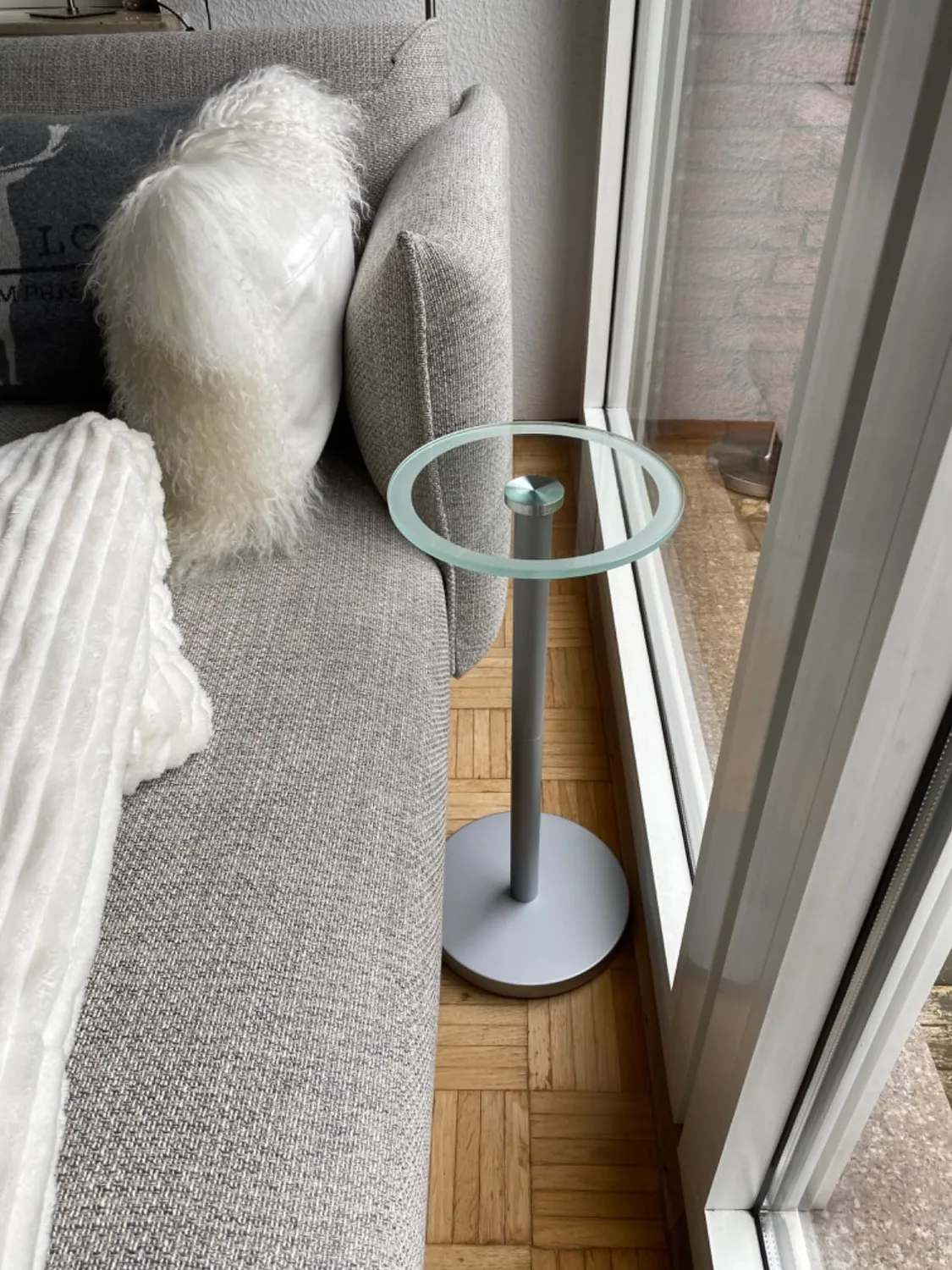 mDesign Beistelltisch Metall Glas 24,1 cm Mattschwarz
