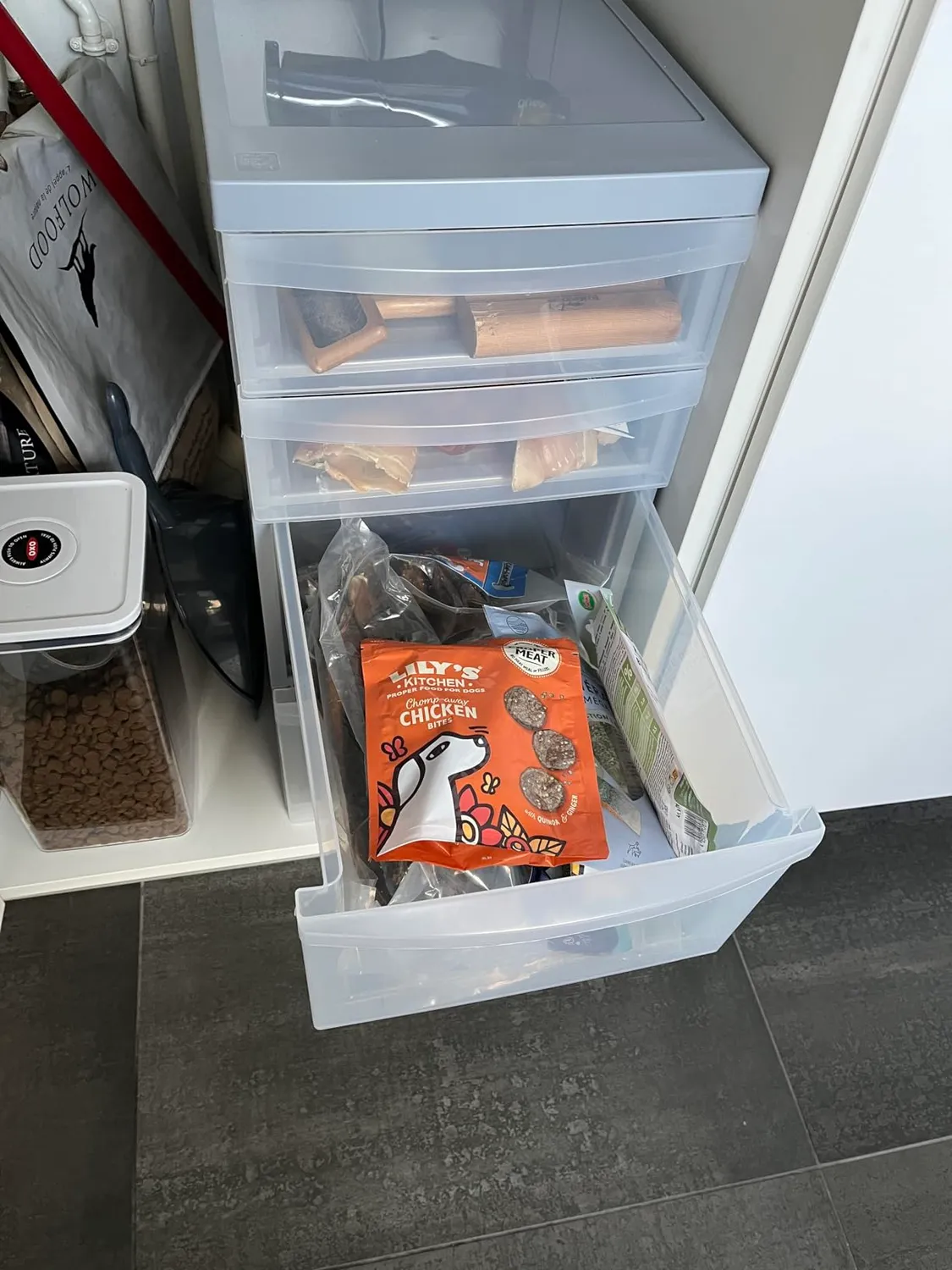Iris Ohyama DC-322 Schubladenbox mit Rollen grau BPA-frei