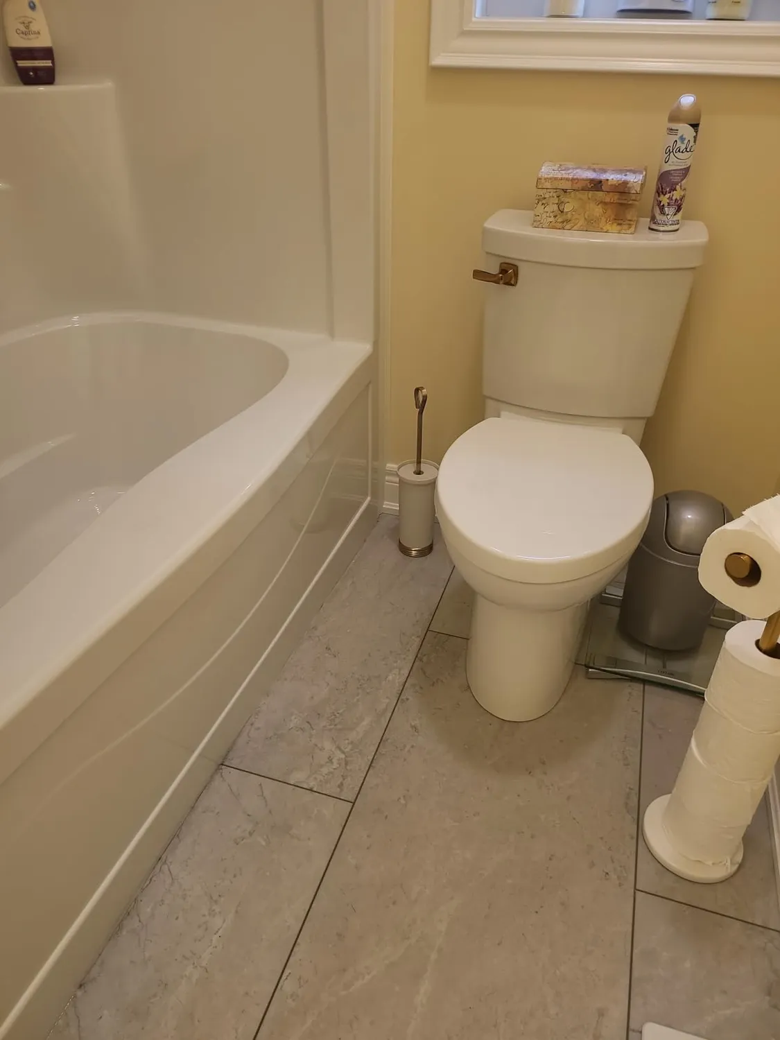 mDesign WC Bürste Halter weiß Stahl freistehend
