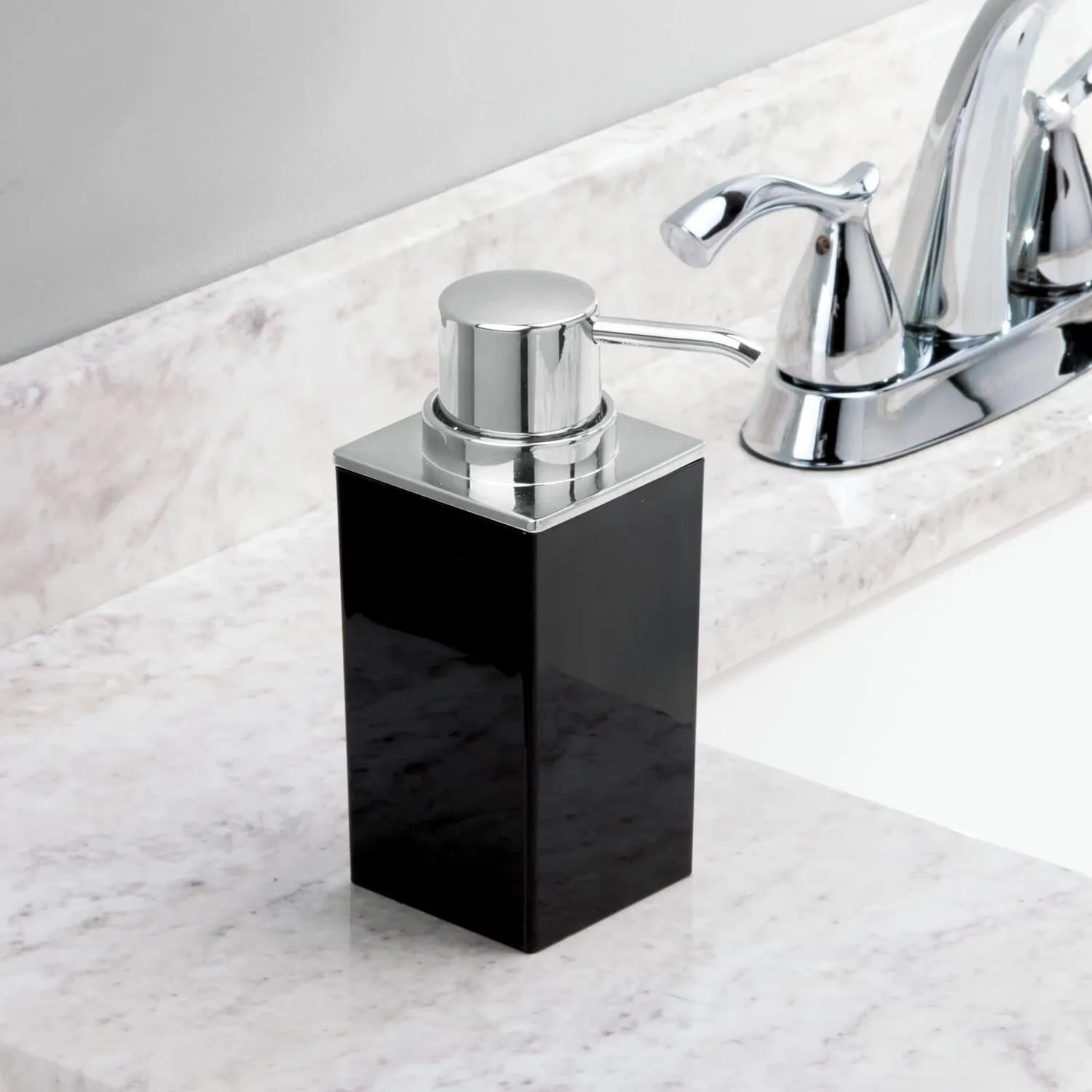 mDesign 17974MDBAEU Seifenspender 300ml 2er-Set schwarz
