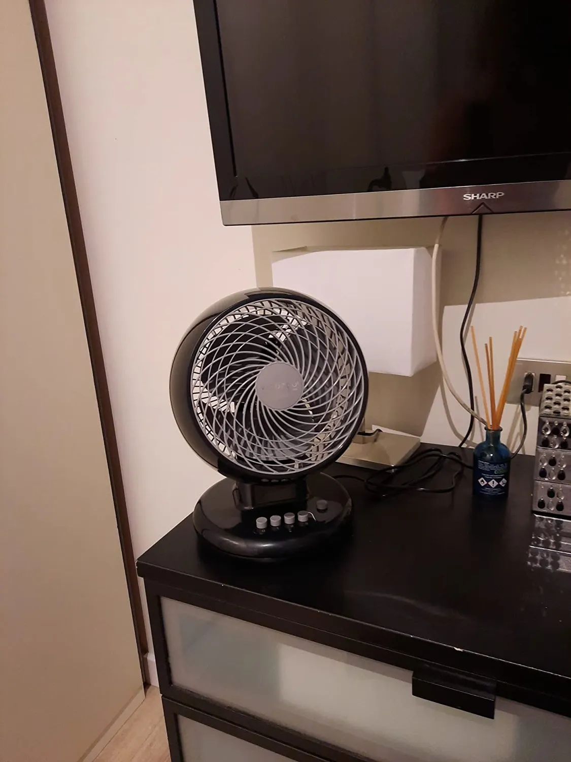 Iris Ohyama Woozoo PCF-M18 Tischventilator weiß 23 m² leise