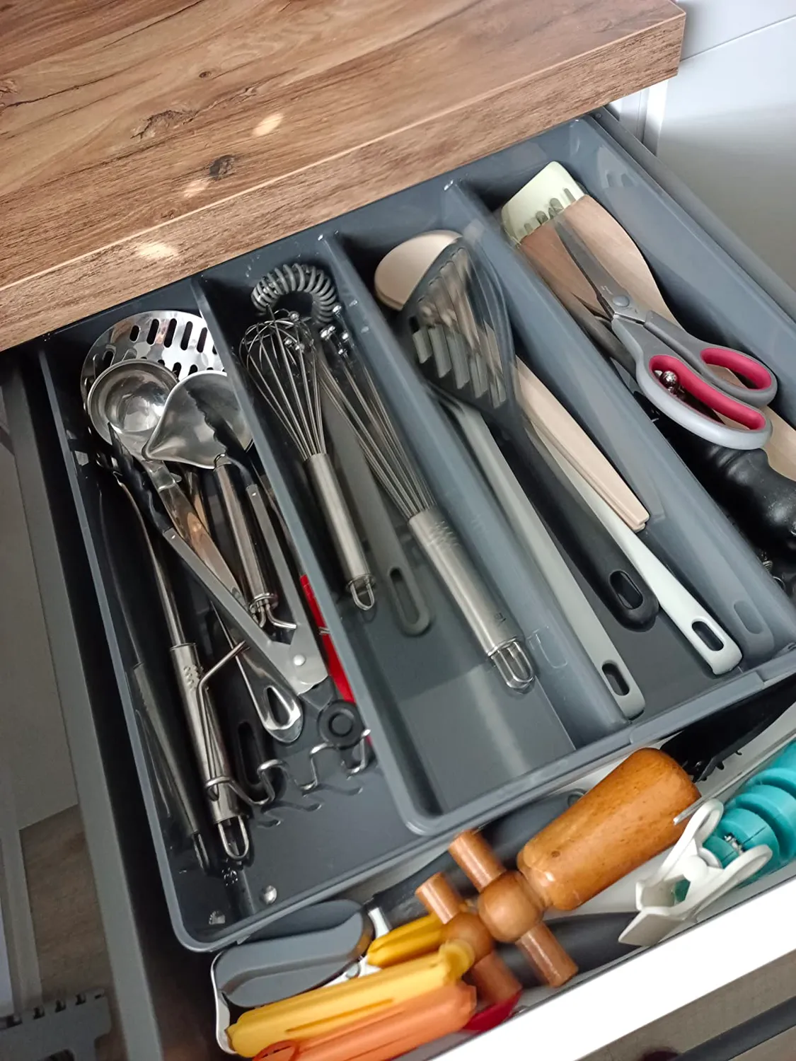 mDesign Besteckkasten Besteckeinsatz 4 Fächer dunkelgrau ausziehbar