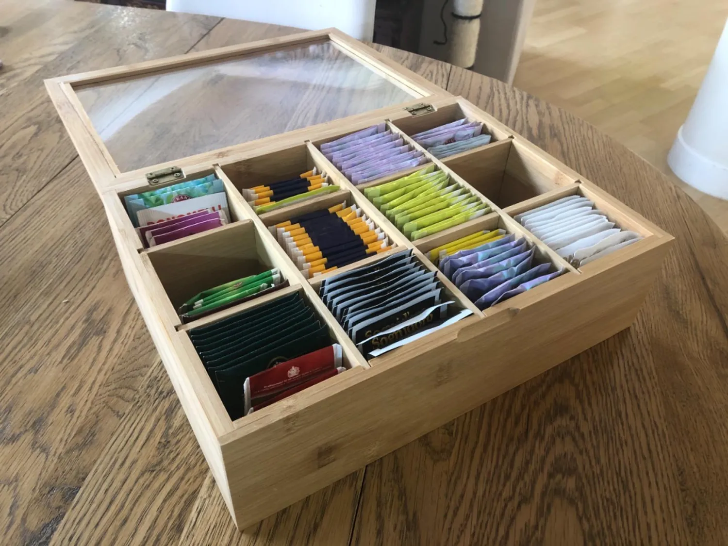 mDesign Teebox Teekiste Holz 12 Fächer bambus mit Sichtfenster