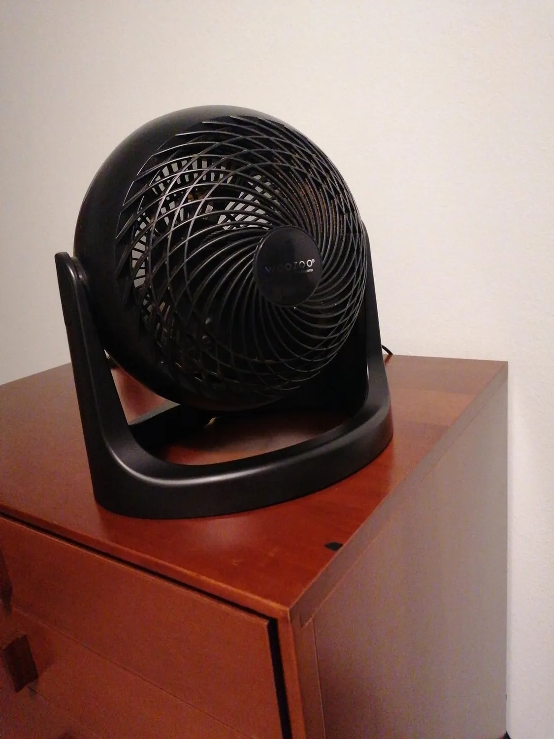 Woozoo PCF-HE18 Tischventilator weiß 23 m² kompakt