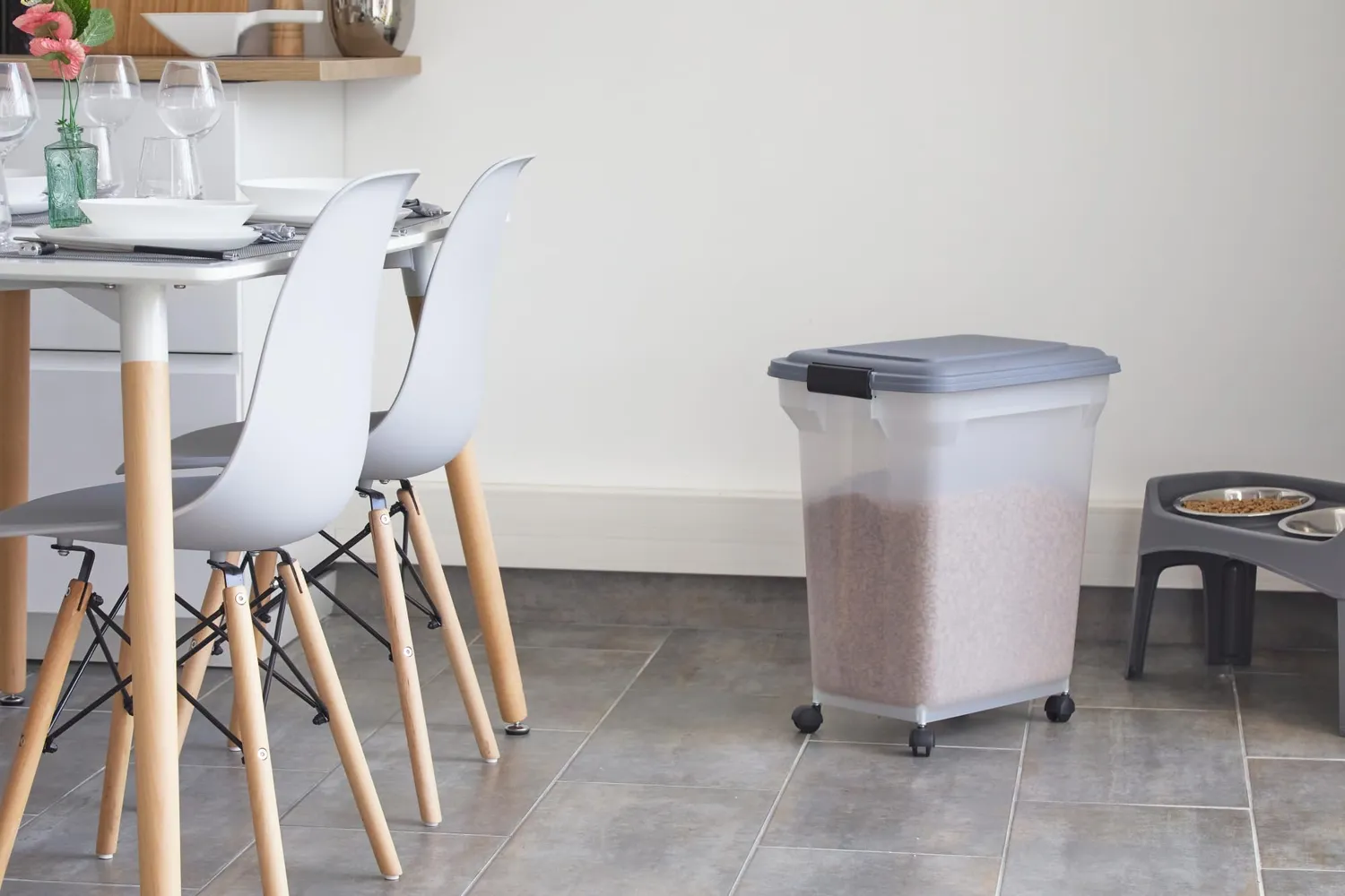 Iris Ohyama ATS-L Futterbox 45 L grau luftdicht mit Schaufel