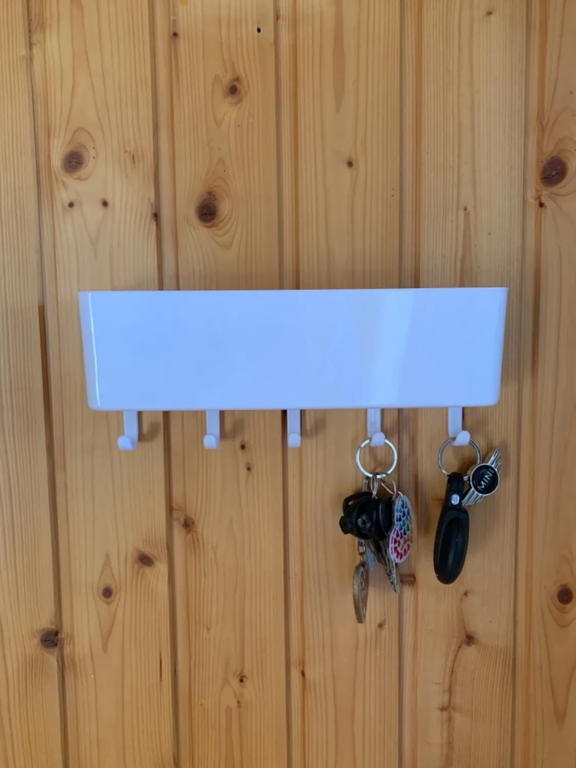 mDesign Schlüsselkasten Weiß Wand mit Ablage 5 Haken