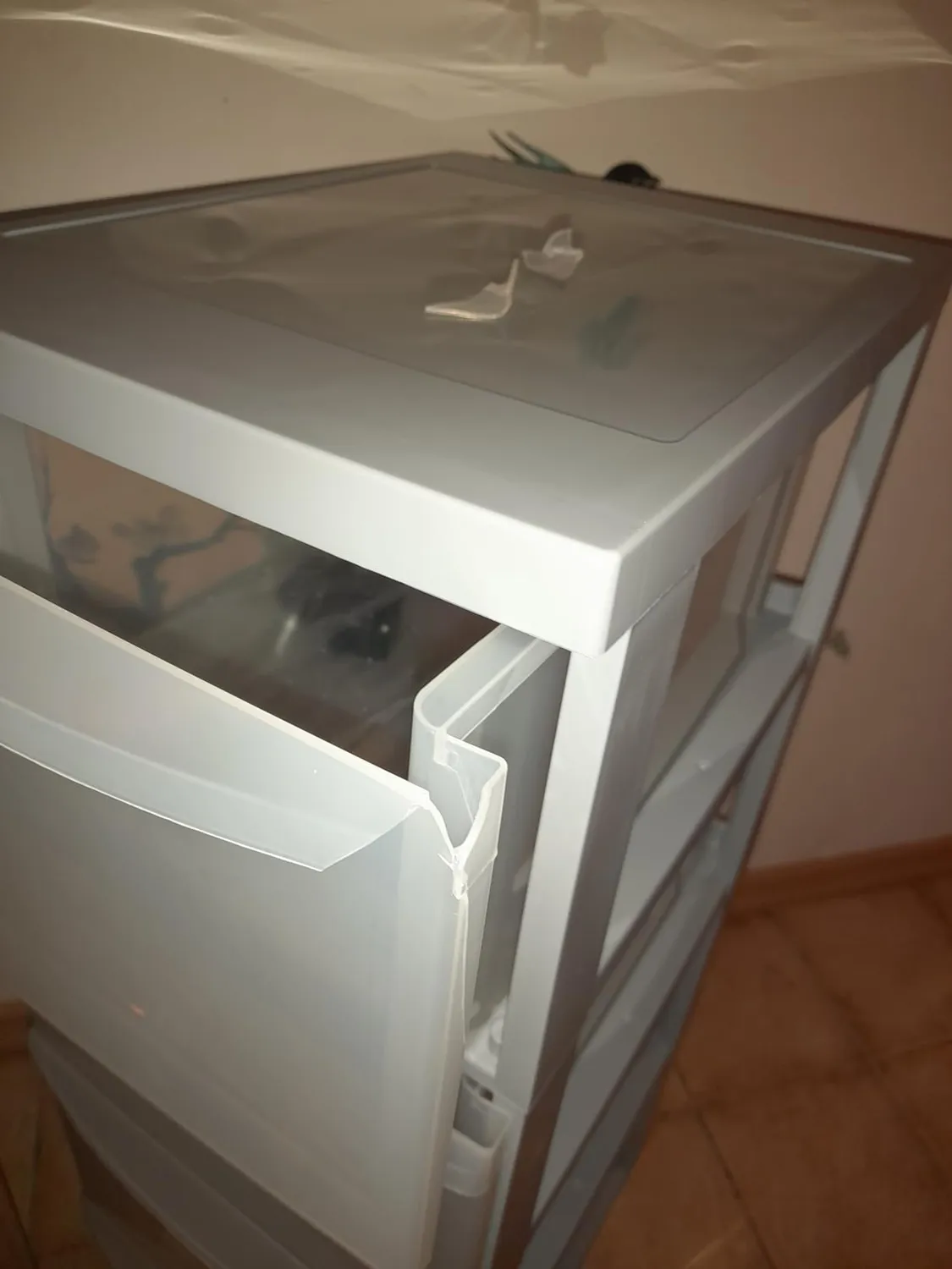 Iris Ohyama A4 Drawer DC-304 Schubladenbox grau 4x15L Rollen