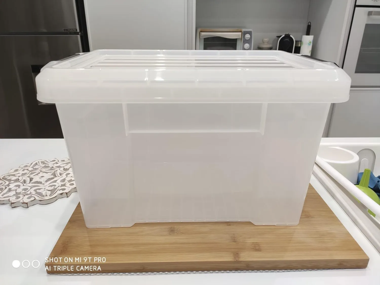 Iris Ohyama SK-210 Box 21L 3er-Set klar mit Deckel