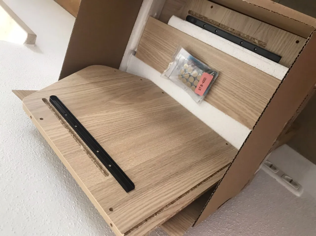 Iris Ohyama Zwinger mit Tür Holzbox braun stapelbar