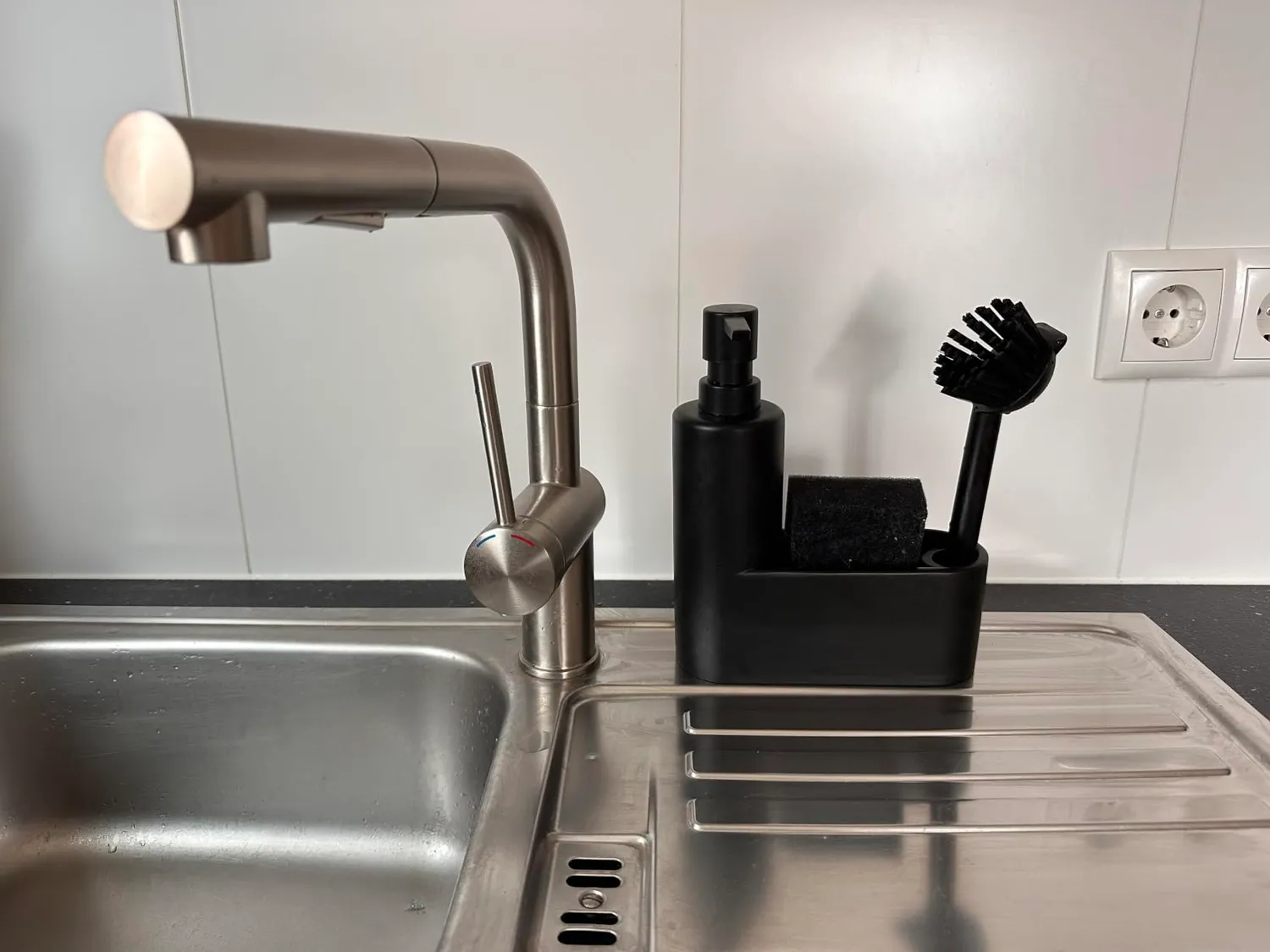 Black Spülbecken Organizer Kunststein schwarz matt