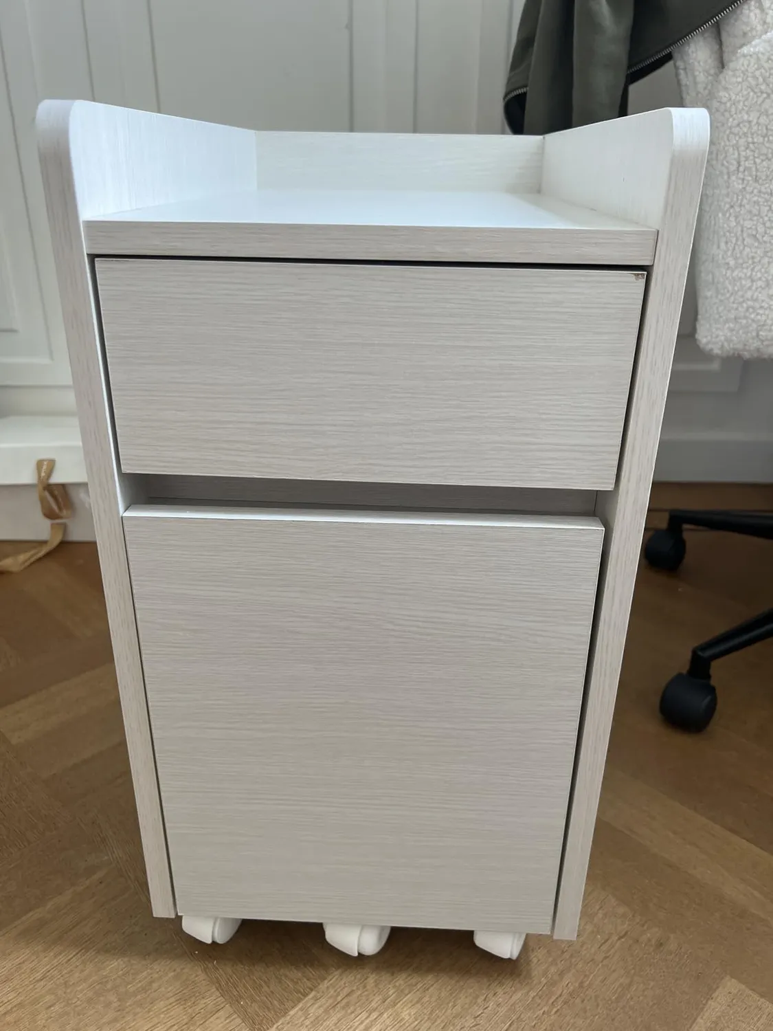 Iris Ohyama FDK-3059 Aktenschrank mit Rollen Holz