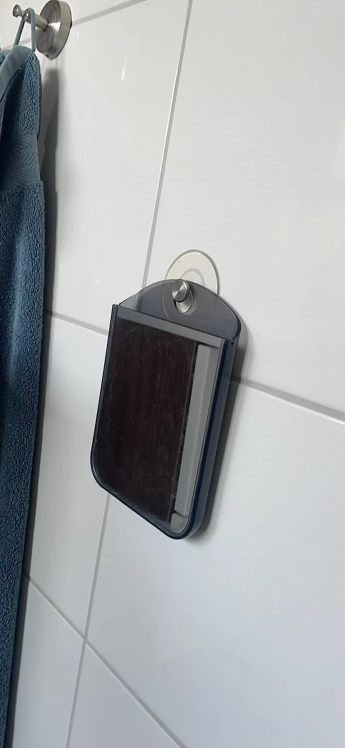 mDesign Rasierspiegel Saugnapf Duschspiegel Creme MattSilber