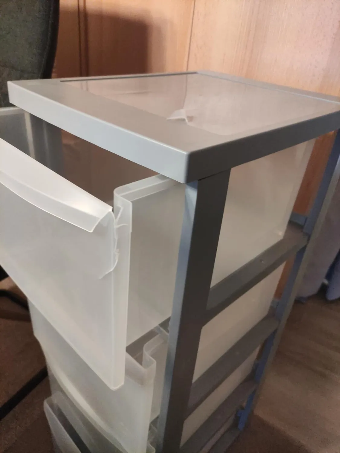 Iris Ohyama A4 Drawer DC-304 Schubladenbox grau 4x15L Rollen