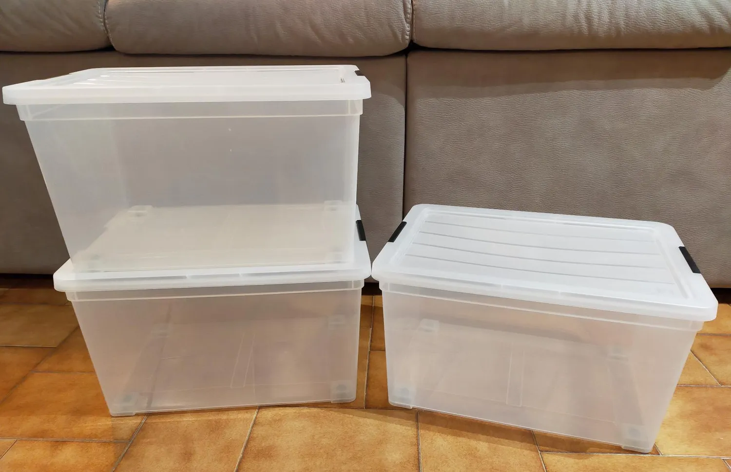 Iris Ohyama NCS-420 Box 70L 3er-Set transparent mit Rollen