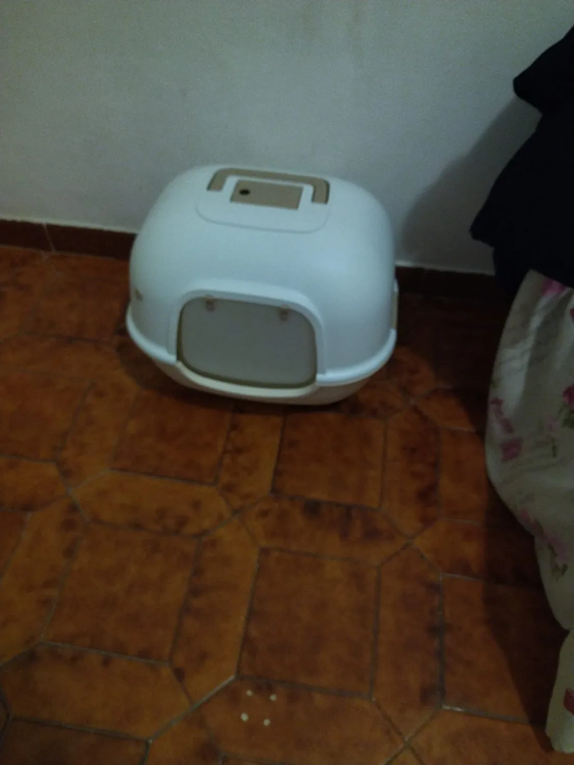 Iris Ohyama WNT-510 Katzentoilette geschlossen beige für Katzen bis 5kg