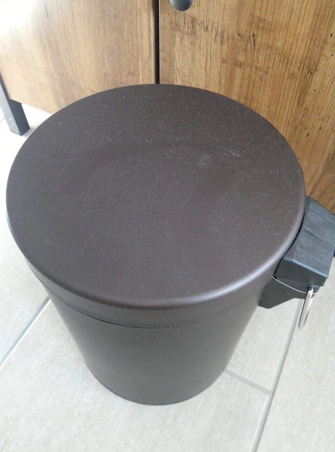 mDesign Tretmülleimer 3 Liter Schwarz Metall