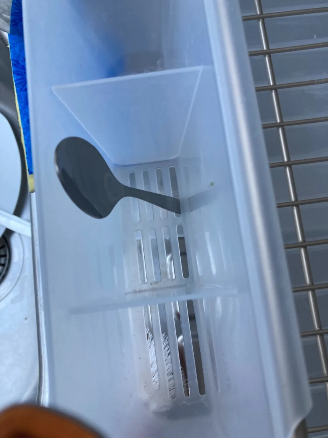 mDesign 3513MDKEU Abtropfkorb mit Besteckkorb satiniert