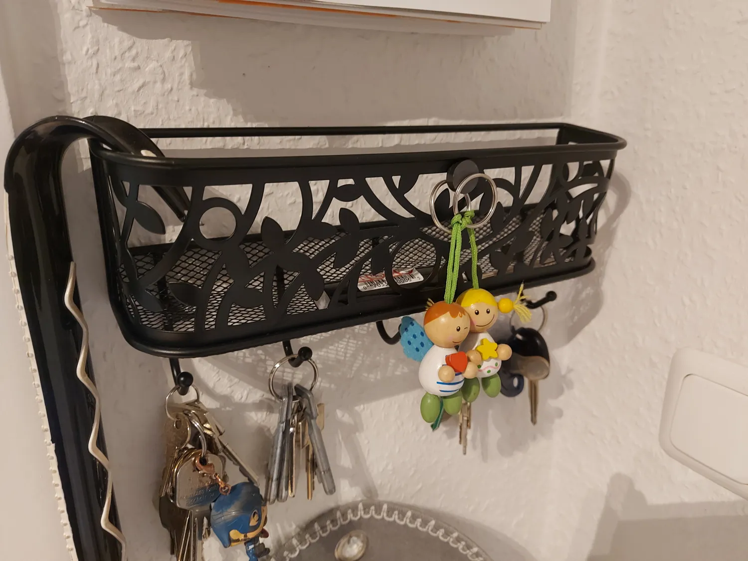 mDesign Briefablage Schlüsselbrett Korb Kupfer 5 Haken