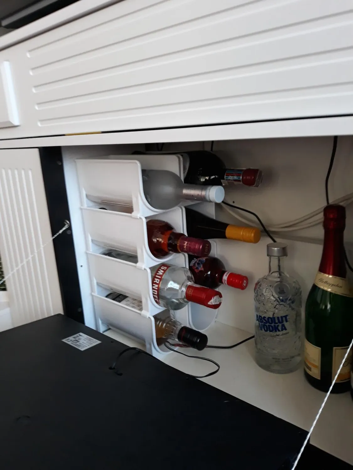 mDesign 4452MDKEU Flaschenhalter 4er-Set schwarz stapelbar