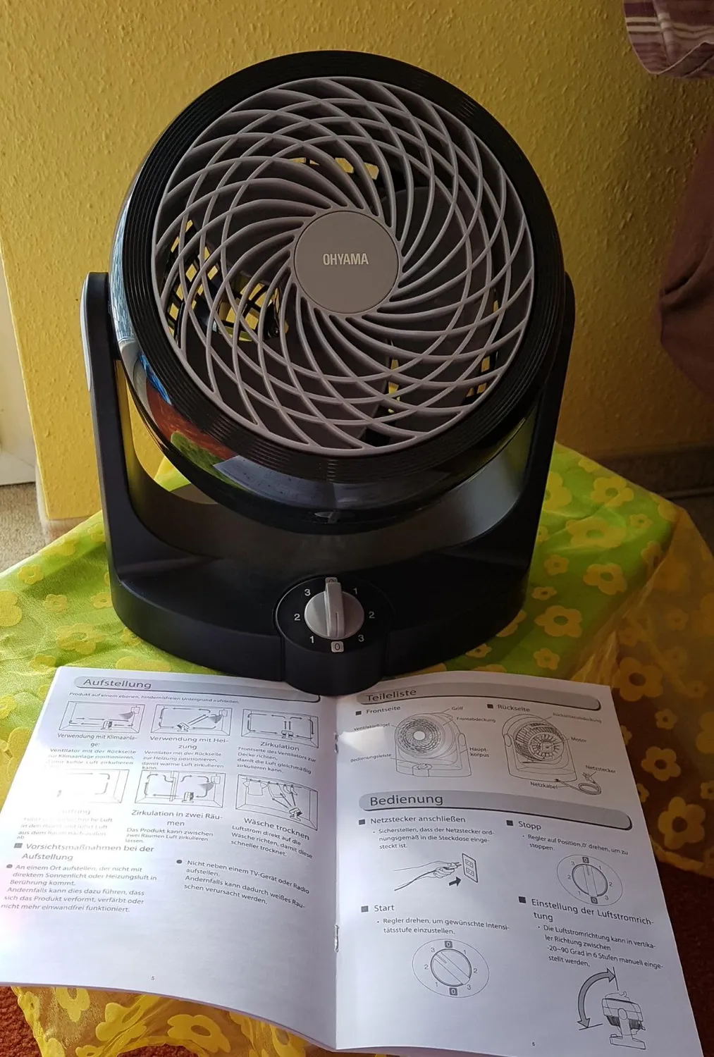 Iris Ohyama Woozoo PCF-HD15N Tischventilator Weiß leise
