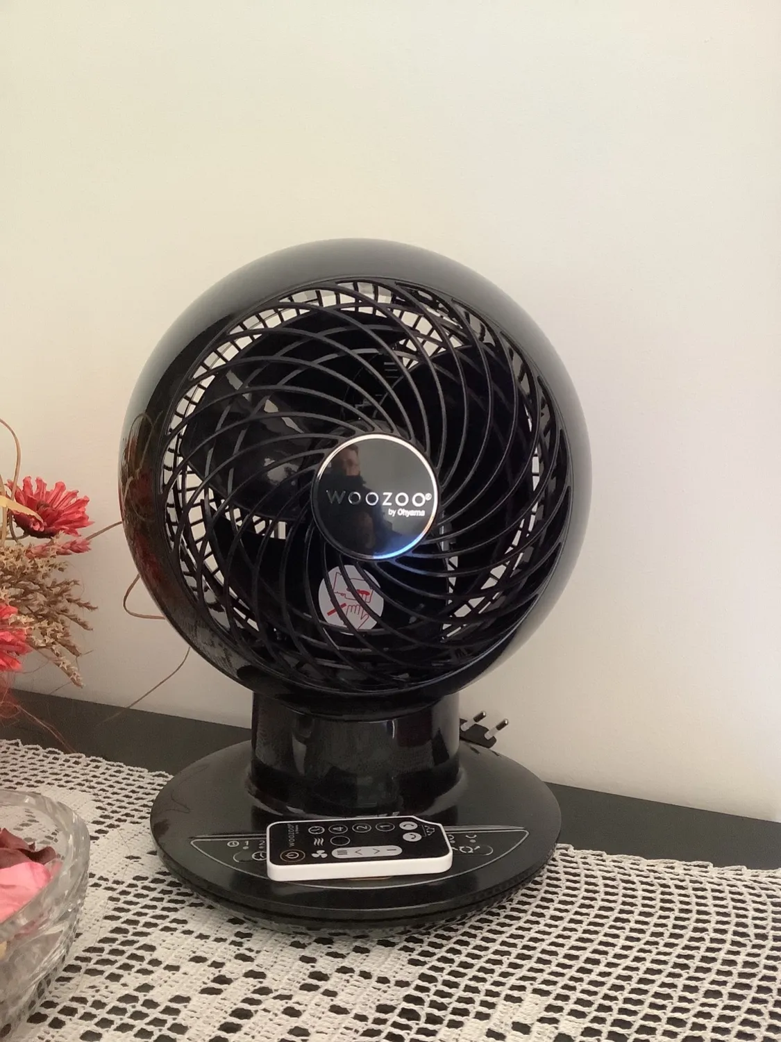 Iris Ohyama Woozoo PCF-SC15T Tischventilator schwarz 30m²