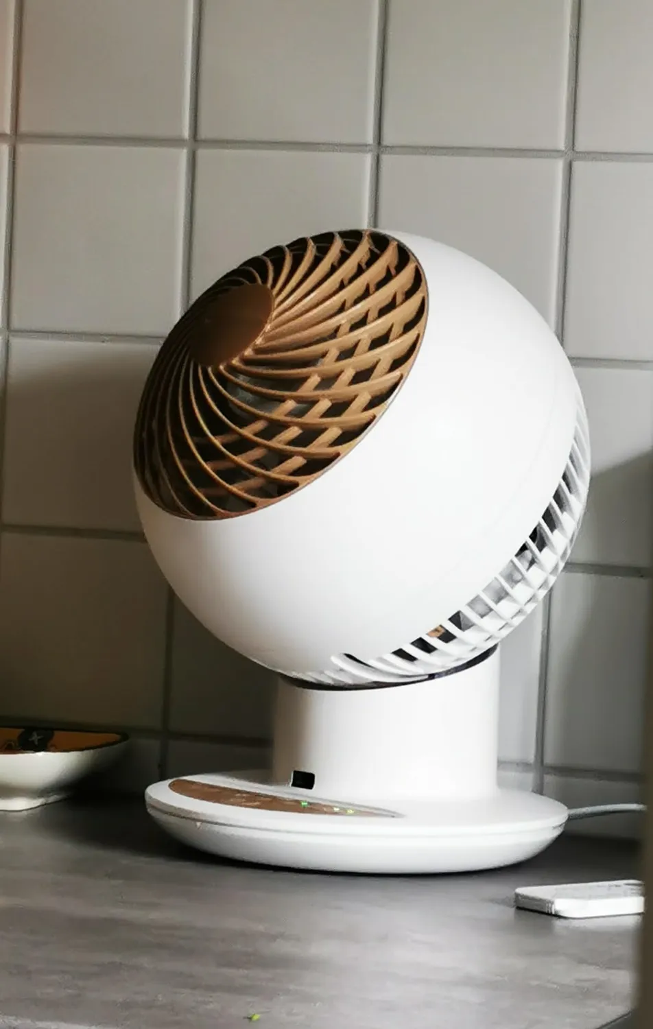 Iris Ohyama Woozoo PCF-SC15T Tischventilator Weiß-Holz leise