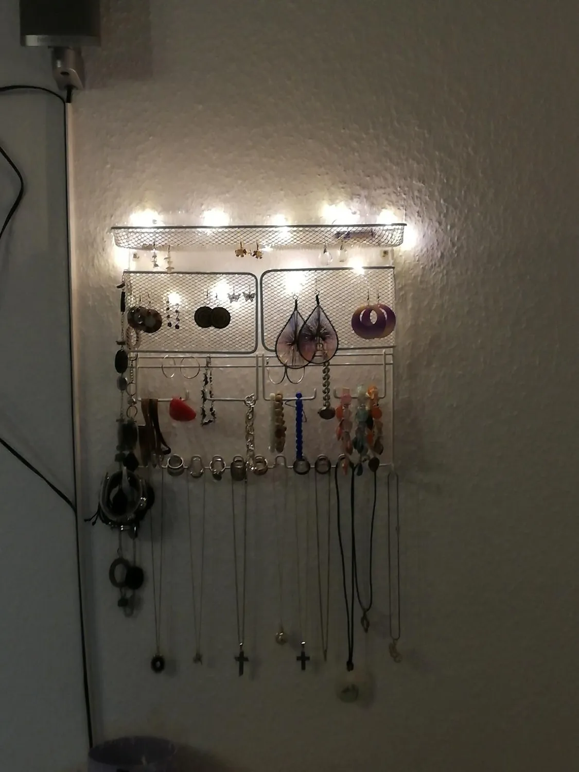 mDesign Schmuckhalter Wand weiß für Ketten Ohrringe