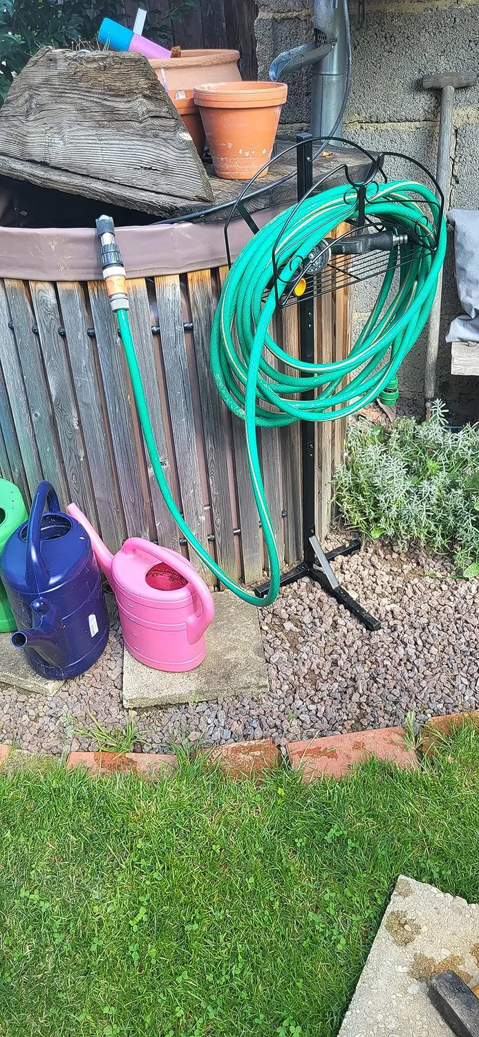 BOMCLAP Gartenschlauchhalter freistehend Metall schwarz Ablage